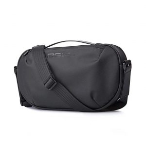 Olrix: Lightweight Ergonomic Messenger Bag with Quick Access Storage